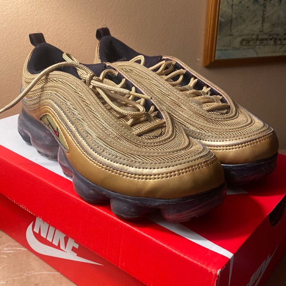 Nike Air Gold Metallic VaporMax 97 Sneakers, Size: 8½ (GS - 7) - Picture 2 of 6